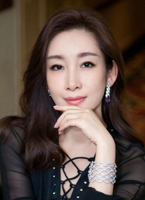 吻胸揉屁股摸腿娇喘小说公交车